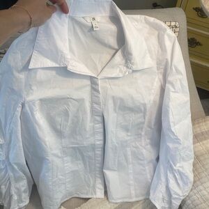 Banana republic white collared pleaded sleeve